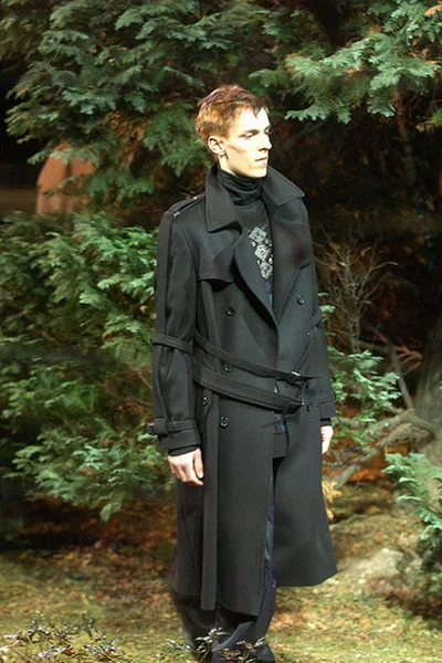 Look 18